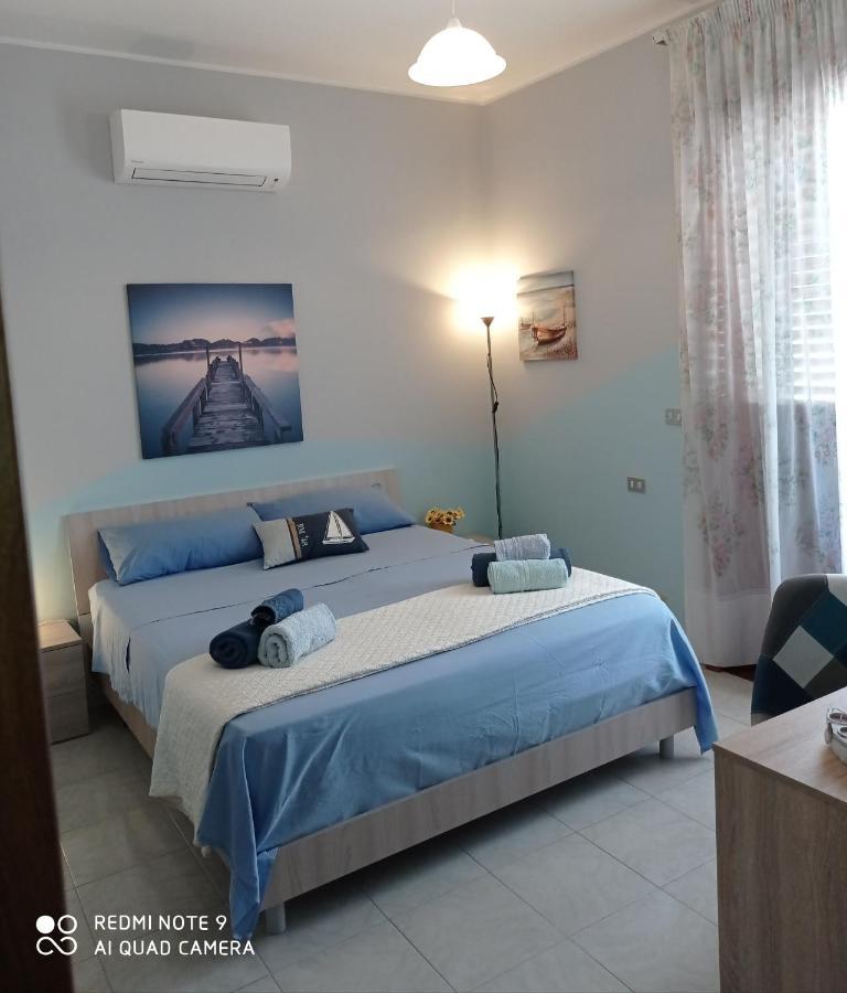 Short less Apartment-Rooms Milazzo Extérieur photo